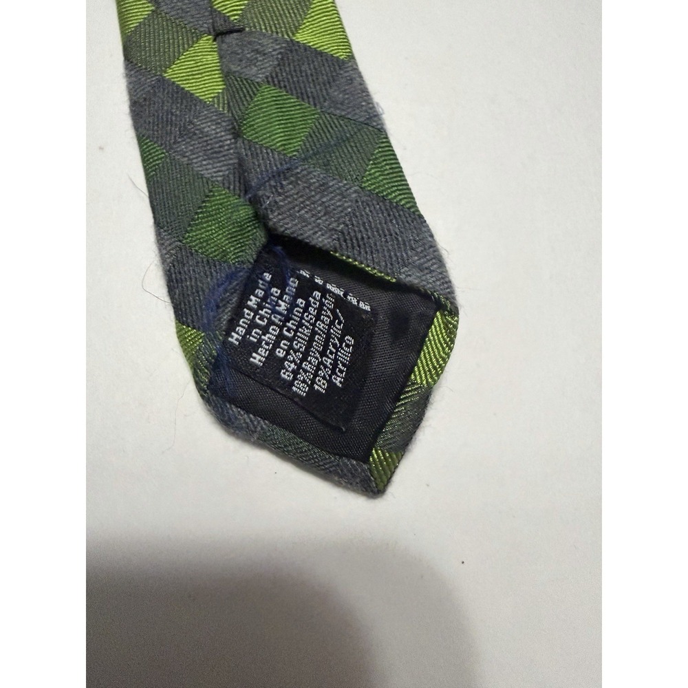 Croft & Barrow Mens Silk Blend Geometric Check Necktie Green Grey Hand Made - Picture 3 of 6